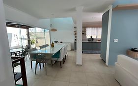 Alto padrão piscina Praia Mococa